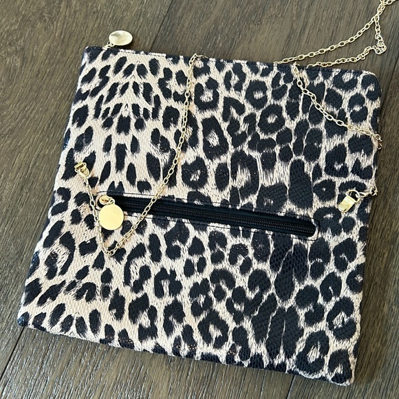 Lulu’s Wild Side Taupe Leopard Print Fold-Over Clutch - Picture 11 of 15